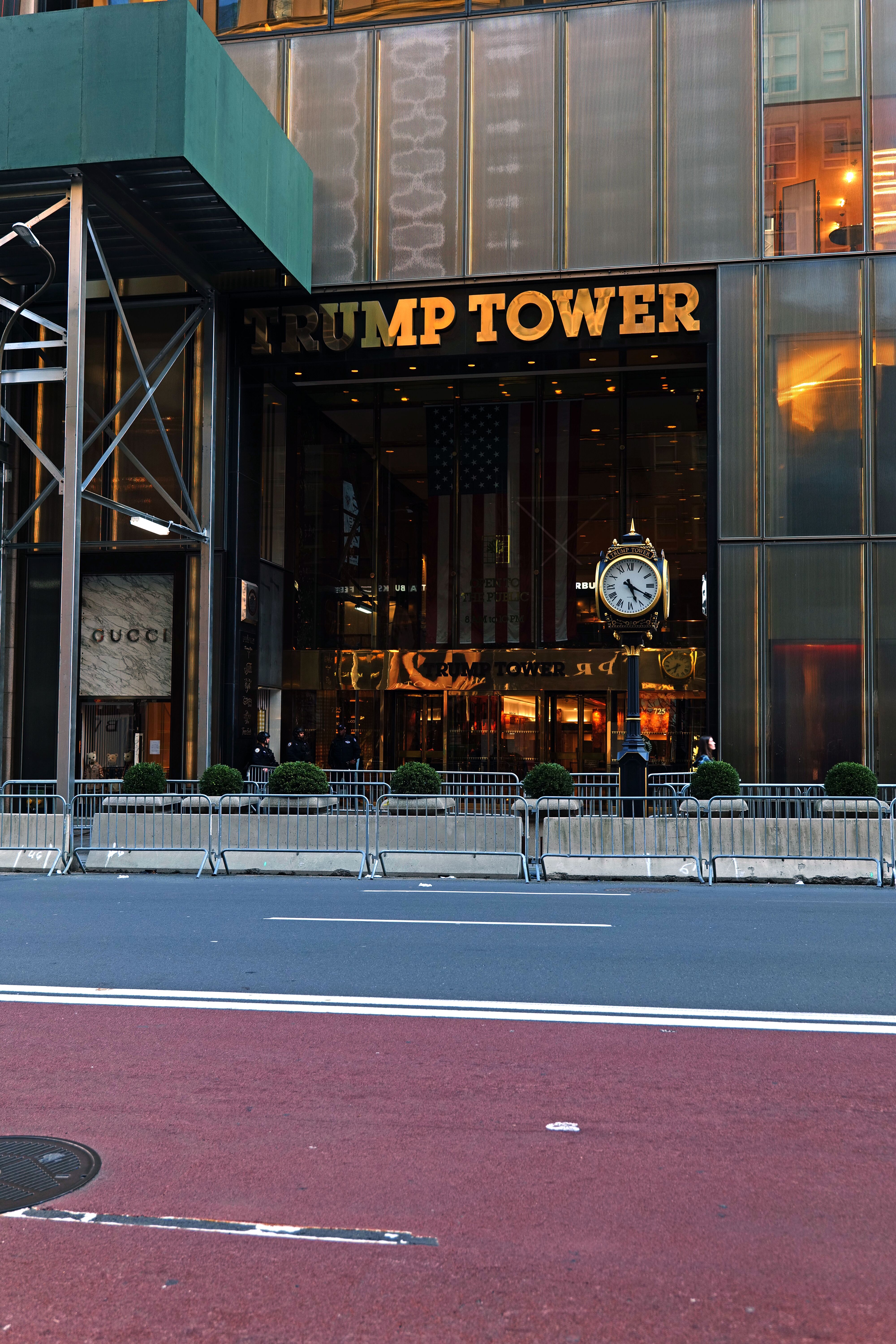 Dennis Trump Tower